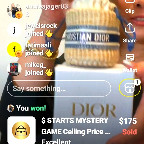 Dior mini bucket crossbody - Picture 2 of 6